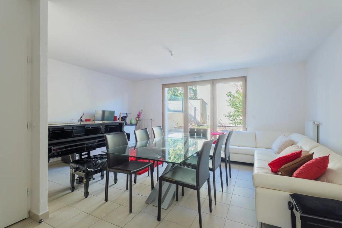 Apartment in Herold, Le Raincy, France 4 - 18986408