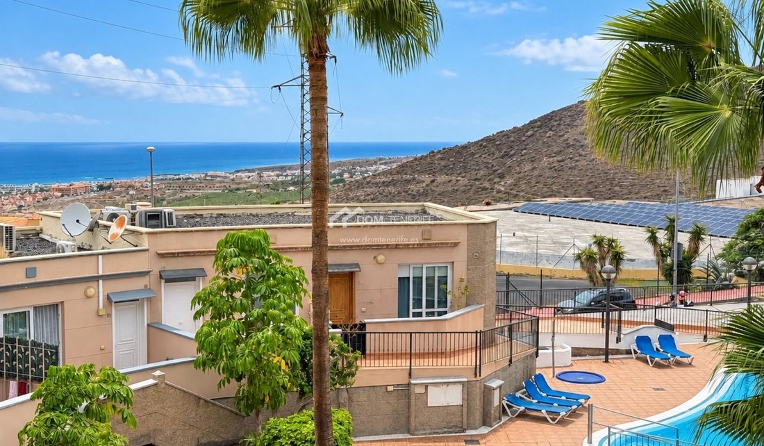 Townhouse in Costa Adeje, Adeje, Canary Islands 1 - 18985913