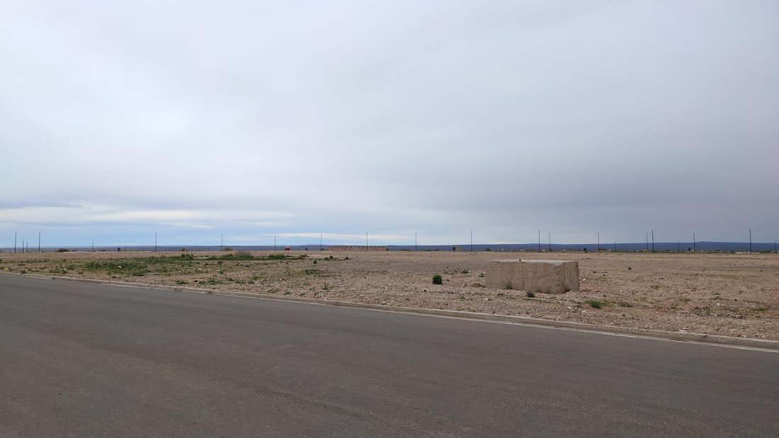 Land in Neuquen, Neuquen, Argentina 5 - 18984055