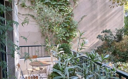 Apartment in Reine-Mairie, Boulogne-Billancourt, France 1