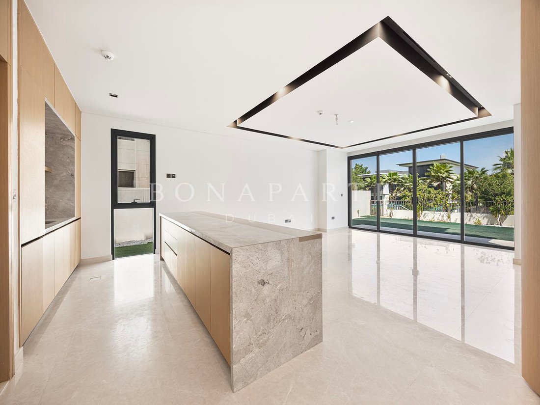 Villa in Hadaeq Sheikh Mohammed Bin Rashid, Dubai, United Arab Emirates 5 - 18986141
