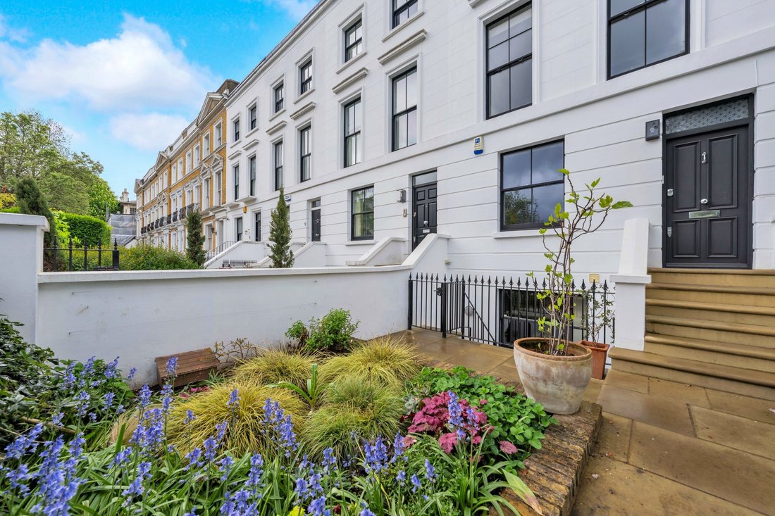 House in St John's Wood, Westminster, England 2 - 18985293