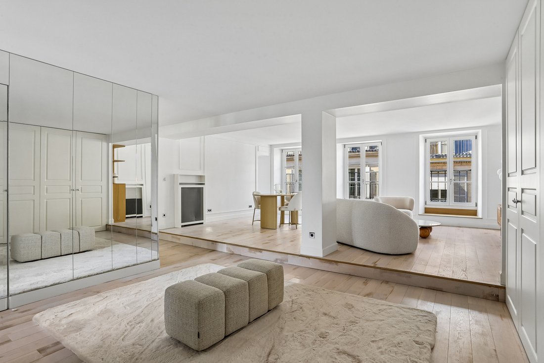 Apartment in Vendôme, Paris 1er Arrondissement, Paris 2 - 18986287