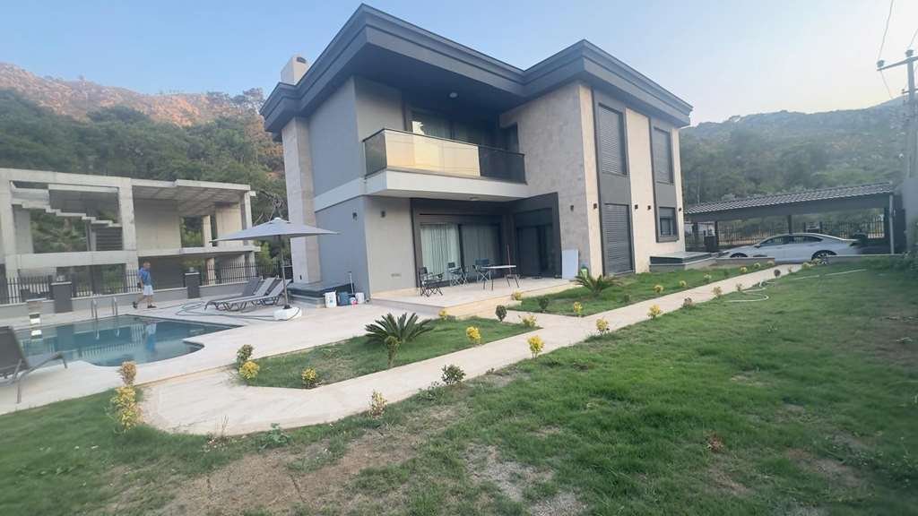 Villa in İçmeler, Muğla, Turkey 1 - 18985576