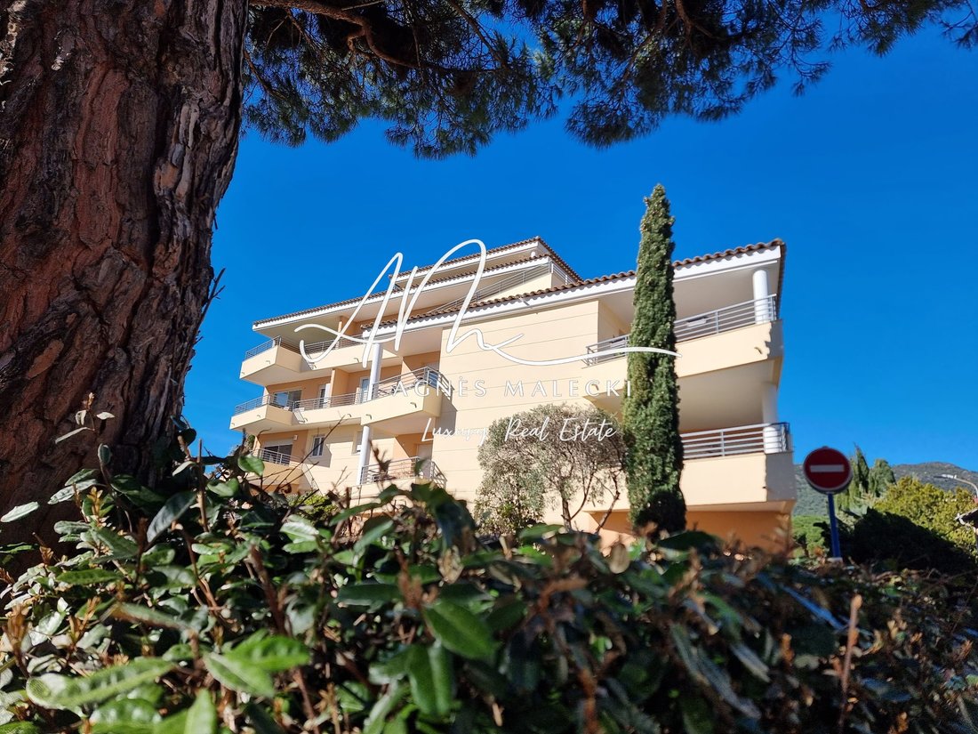 Apartment in Nord, Cavalaire-sur-Mer, France 2 - 15915832
