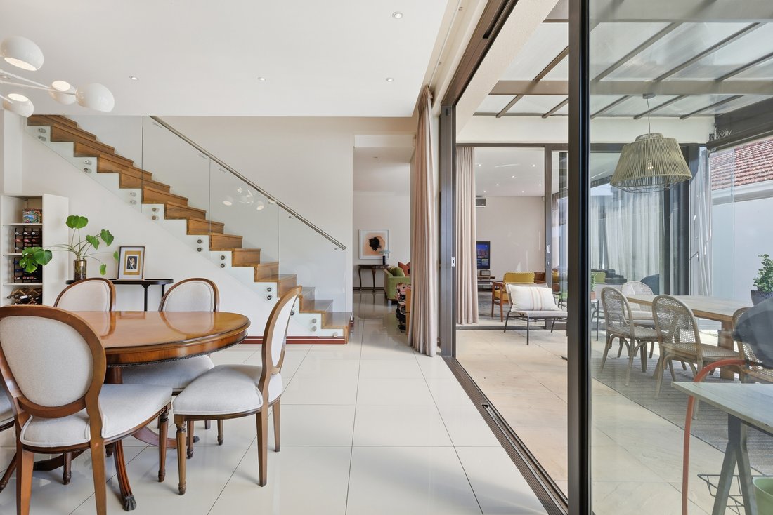 Country House in Fresnaye, Atlantic Seaboard, Cape Town 3 - 18986880