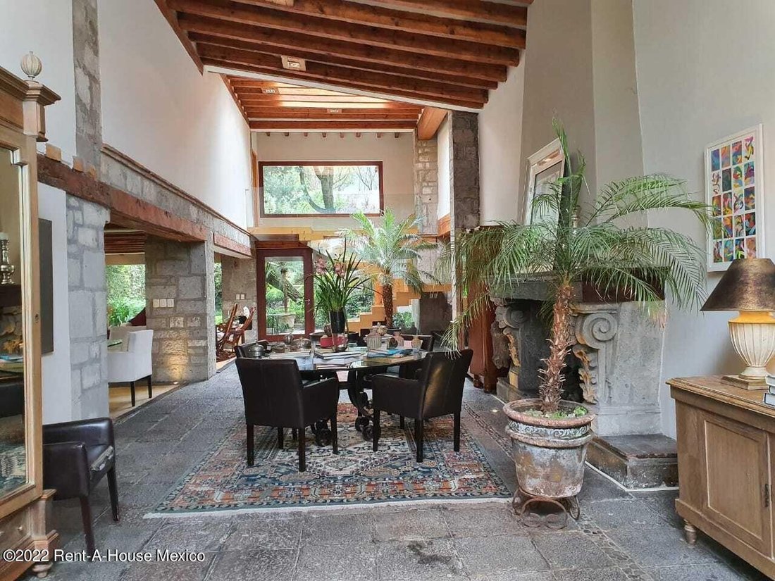 House in Mexico City, Mexico 4 - 18984536
