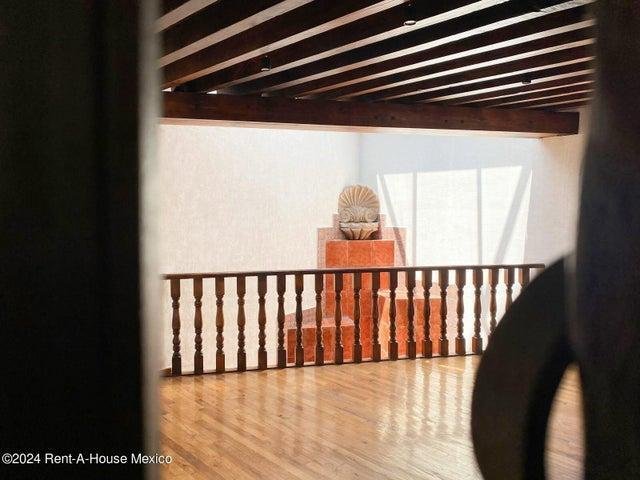 House in Mexico City, Mexico 5 - 18984363