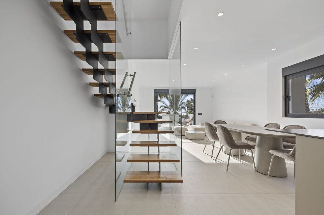 Penthouse in Estepona, Andalusia, Spain 4 - 18985701