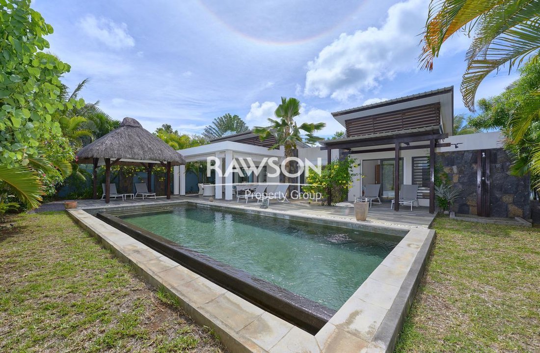 Villa in Grand Baie, Rivière du Rempart District, Mauritius 1 - 18986874