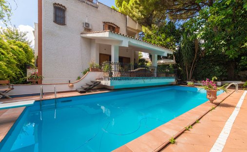 Villa in Partanna, Palermo, Italy 1