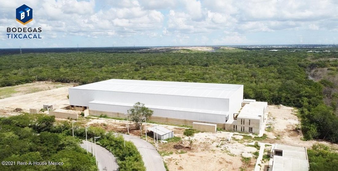 Land in Mérida, Yucatan, Mexico 1 - 18984425