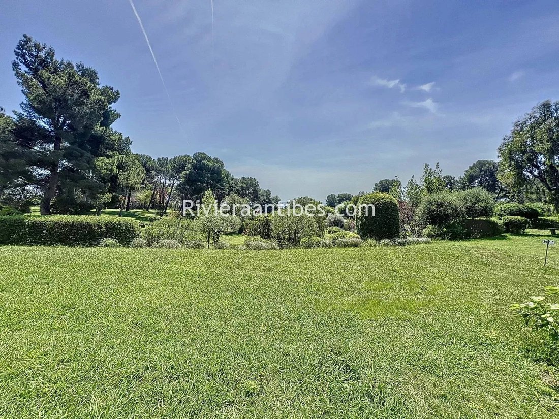 Apartment in Val Fleuri-Montaleigne, Cagnes-sur-Mer, France 2 - 15675607