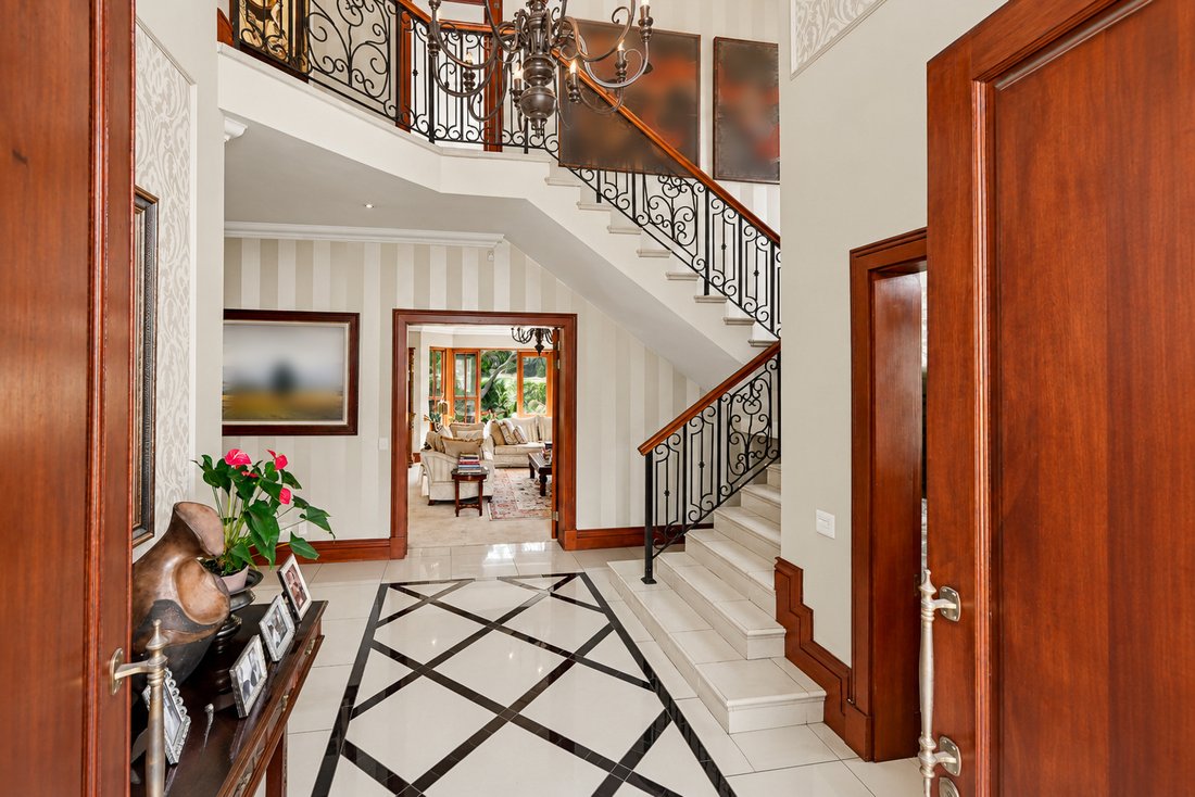 House in Bryanston, Gauteng, South Africa 3 - 18550208