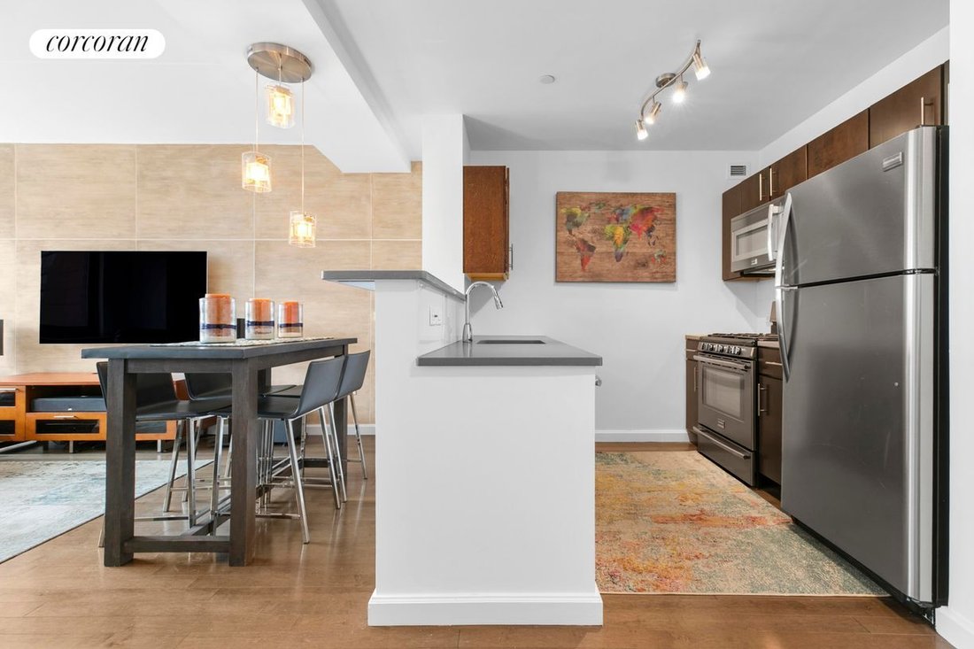 Co Op in New York, New York, United States 3 - 18986892