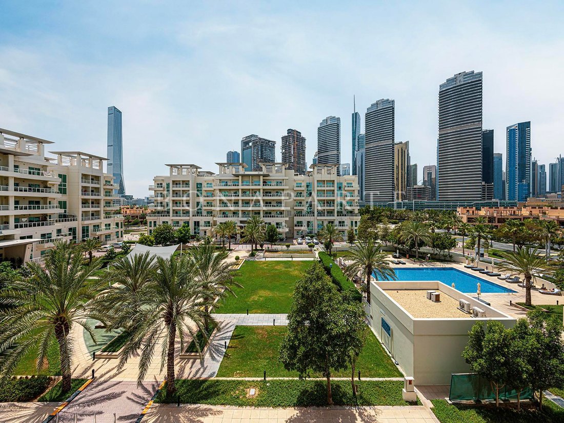 Apartment in JLT / Jumeirah Lakes Towers, Dubai, United Arab Emirates 1 - 18985980