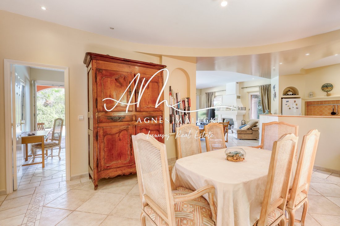 Villa in Le Lavandou, Provence-Alpes-Côte d'Azur, France 5 - 18066725