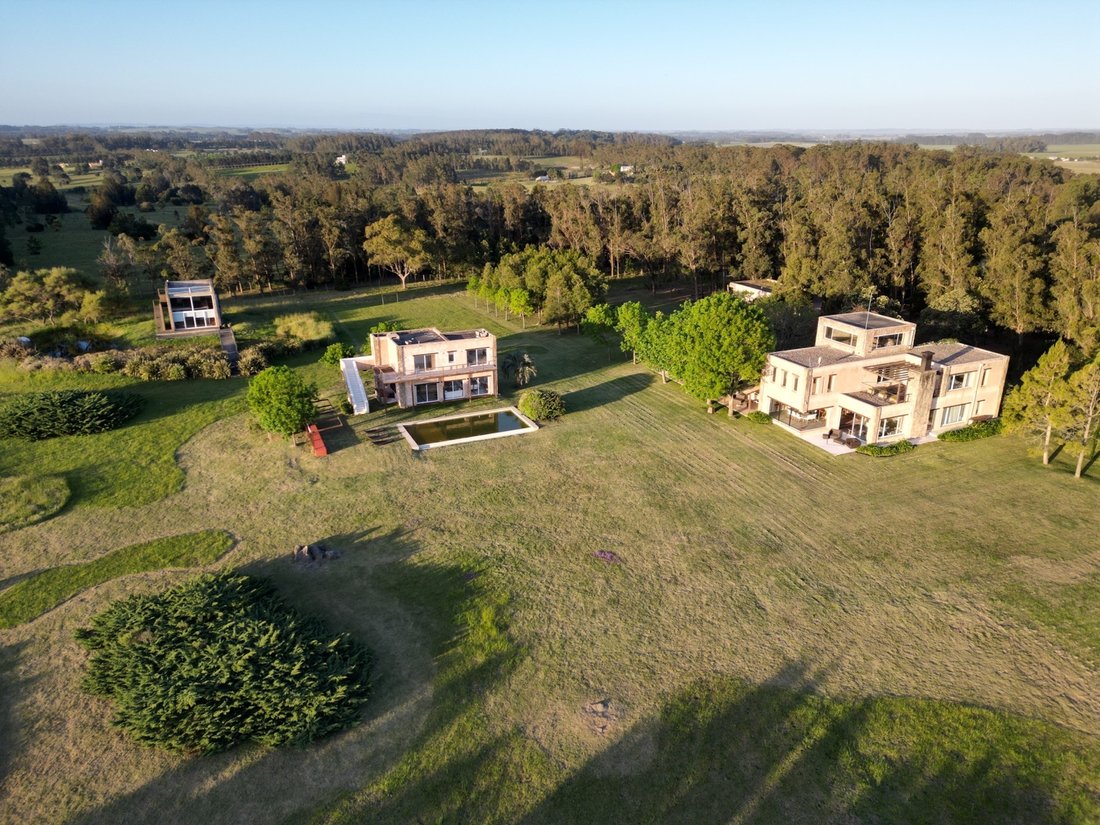 House in Chacras del Golf, Maldonado Department, Uruguay 2 - 18986932