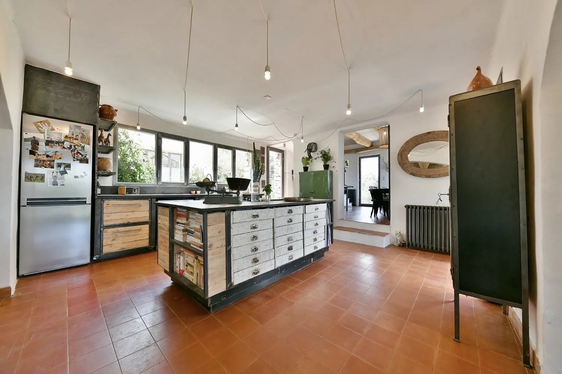 Country House in Uzès, Occitania, France 3 - 18985988