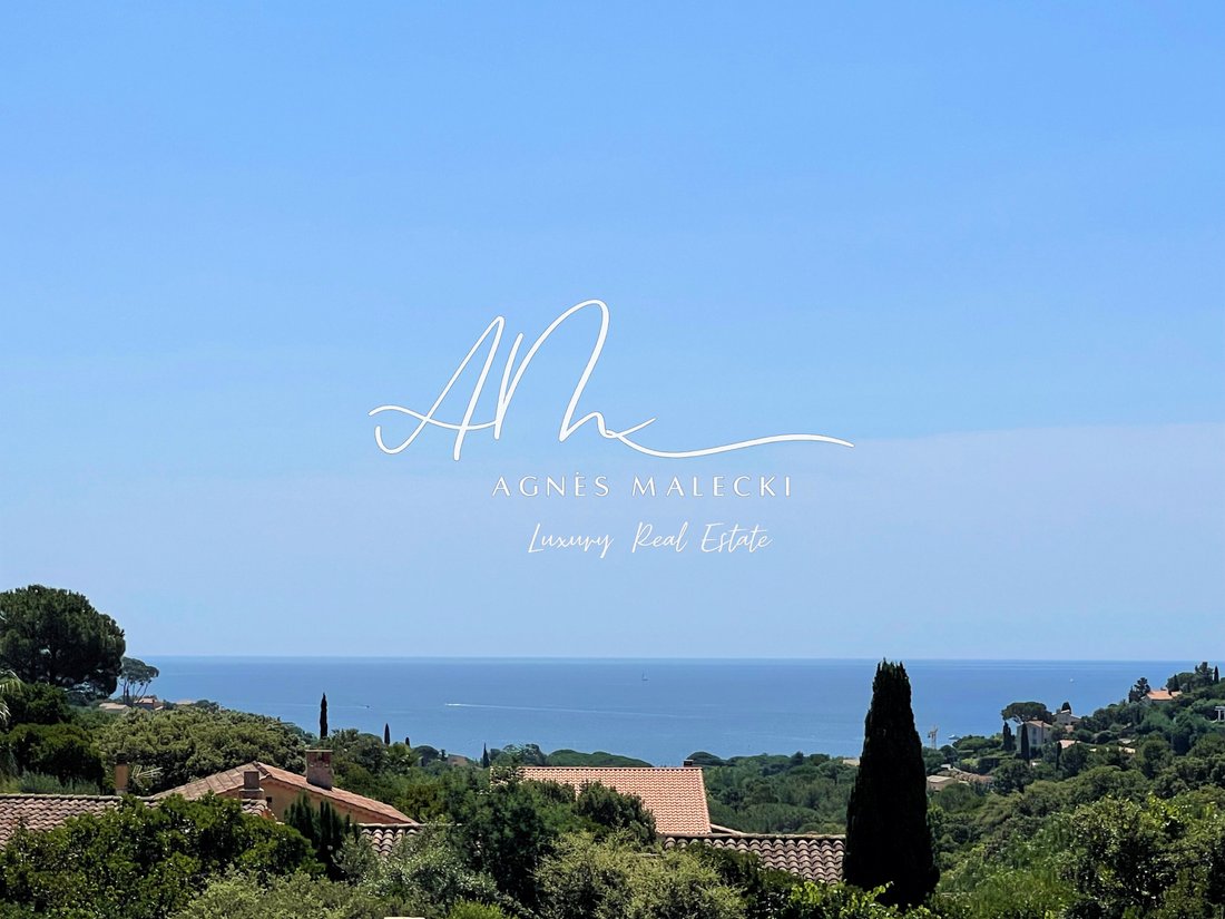 Estate in Nord, Cavalaire-sur-Mer, France 1 - 15389864