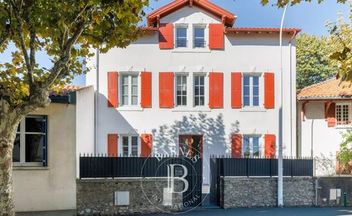 House in Biarritz, Nouvelle-Aquitaine, France 1