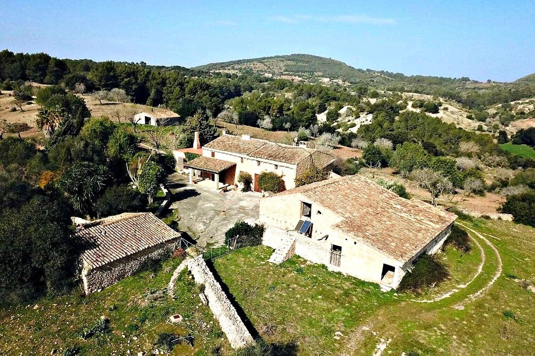 Finca in Sant Llorenc des Cardassar, Balearic Islands, Spain 2 - 18985808