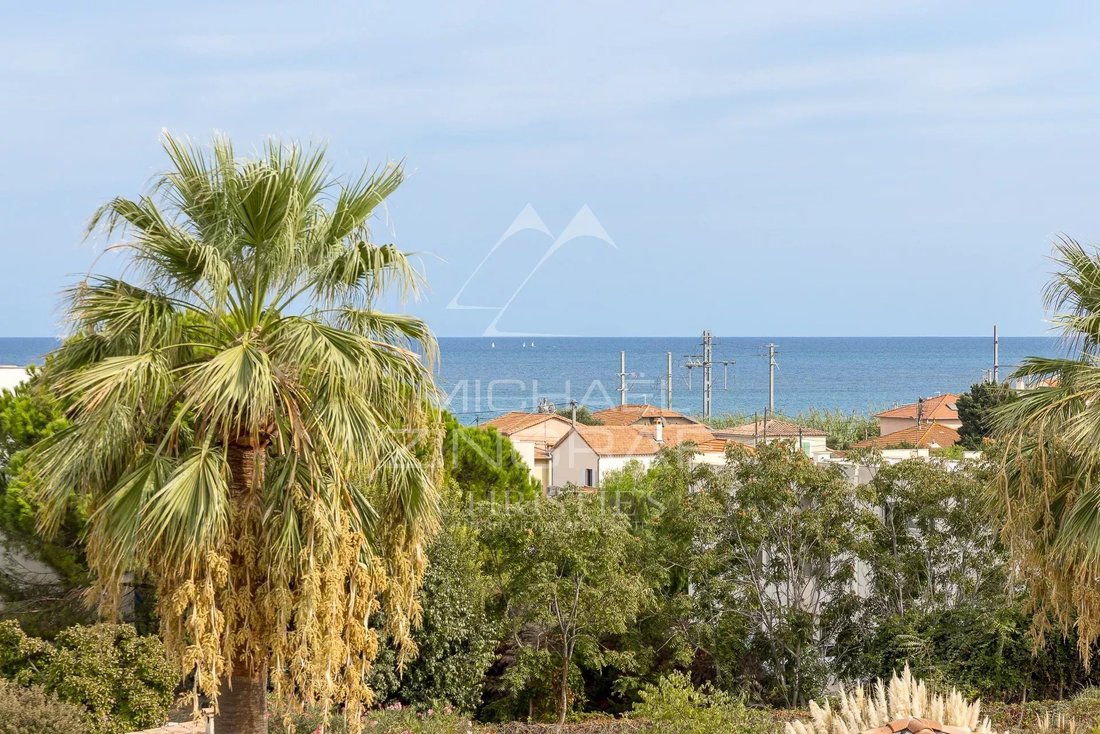 Apartment in Azurville-Val Claret, Antibes, France 2 - 18984832