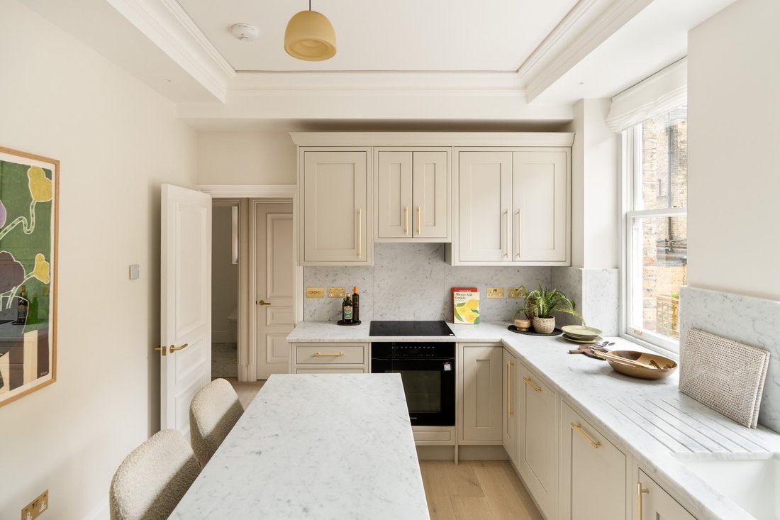 Apartment in Brompton, Kensington And Chelsea, England 3 - 18985658