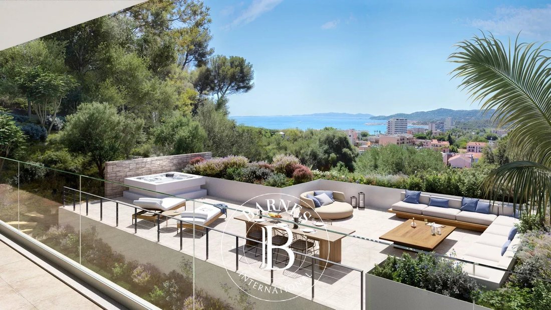 Villa in Le Lavandou, Provence-Alpes-Côte d'Azur, France 1 - 18984882