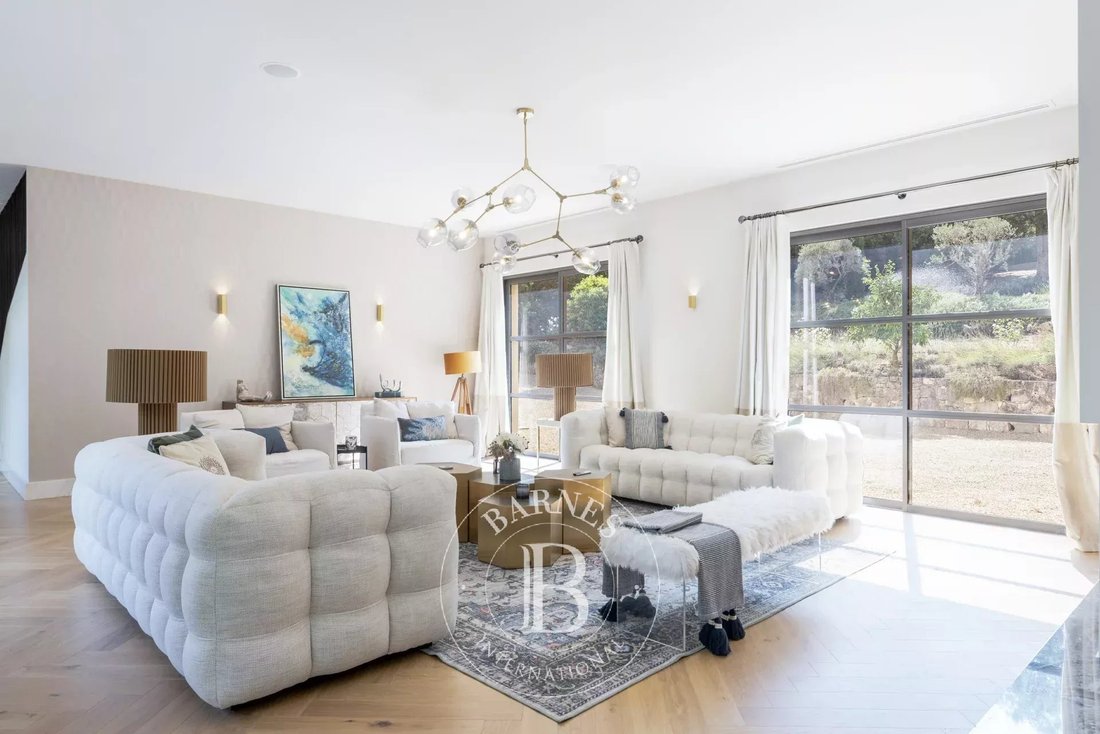Villa in Valbonne, Provence-Alpes-Côte d'Azur, France 5 - 13400340