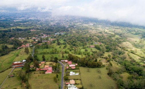 Terreno en San Isidro, San José, Costa Rica 1