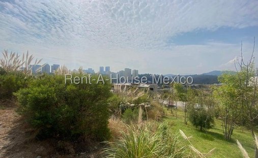 Land in Naucalpan de Juárez, State of Mexico, Mexico 1