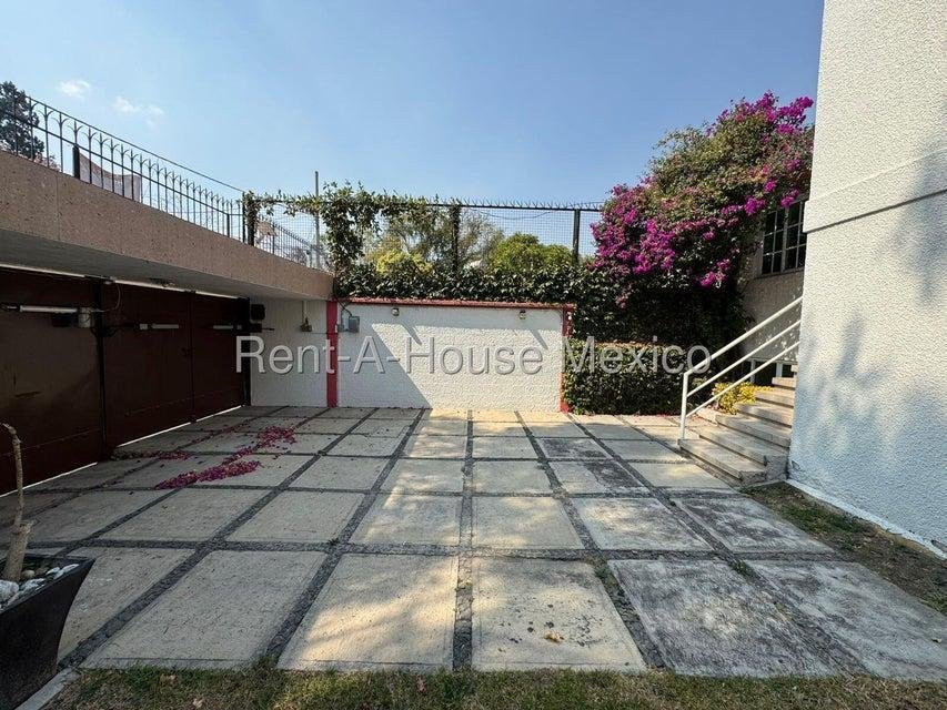 House in Naucalpan de Juárez, State of Mexico, Mexico 2 - 18985256