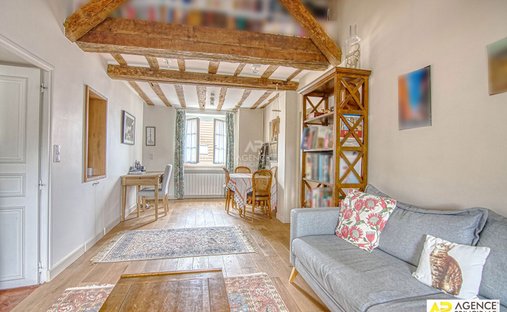 Apartment in Notre Dame, Versailles, France 1