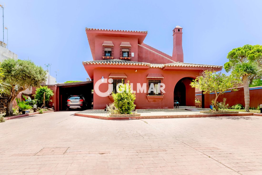 Villa in Chiclana de la Frontera, Andalusia, Spain 2 - 18627921