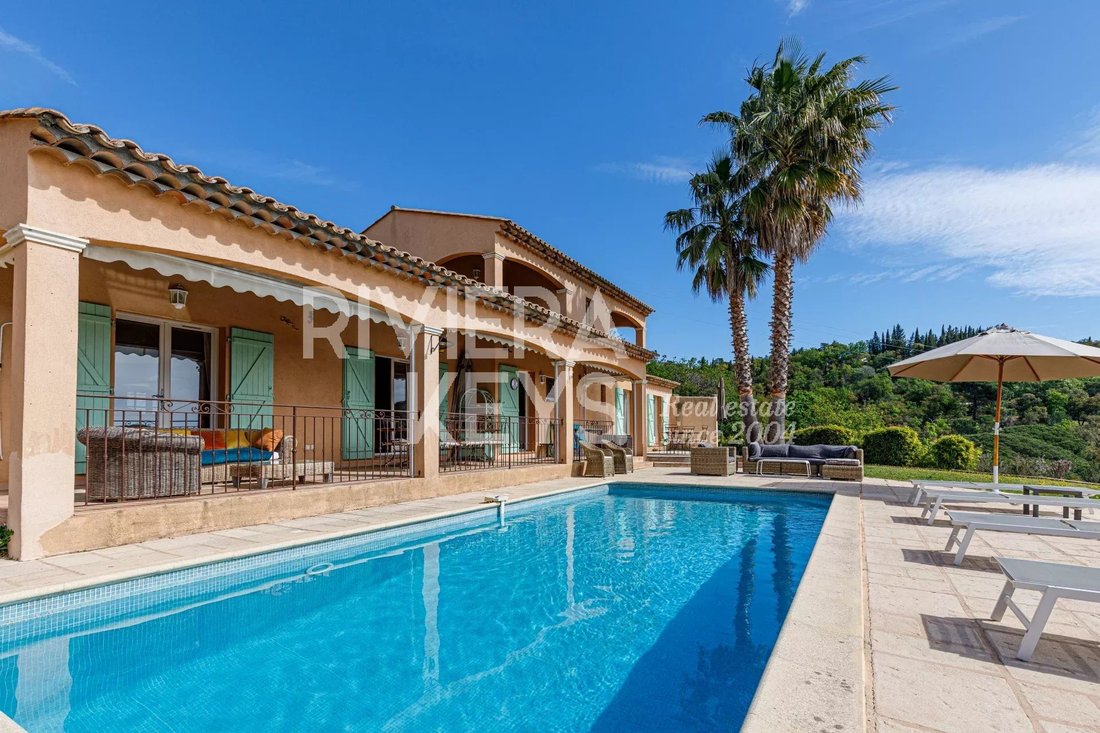 House in La Garde-Freinet, Provence-Alpes-Côte d'Azur, France 2 - 12769921