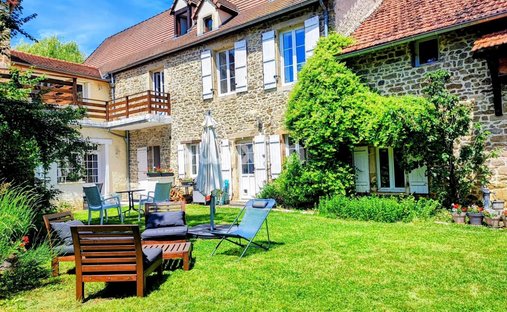 Pouilly-en-Auxois, Bourgogne – Franche-Comté, France 1