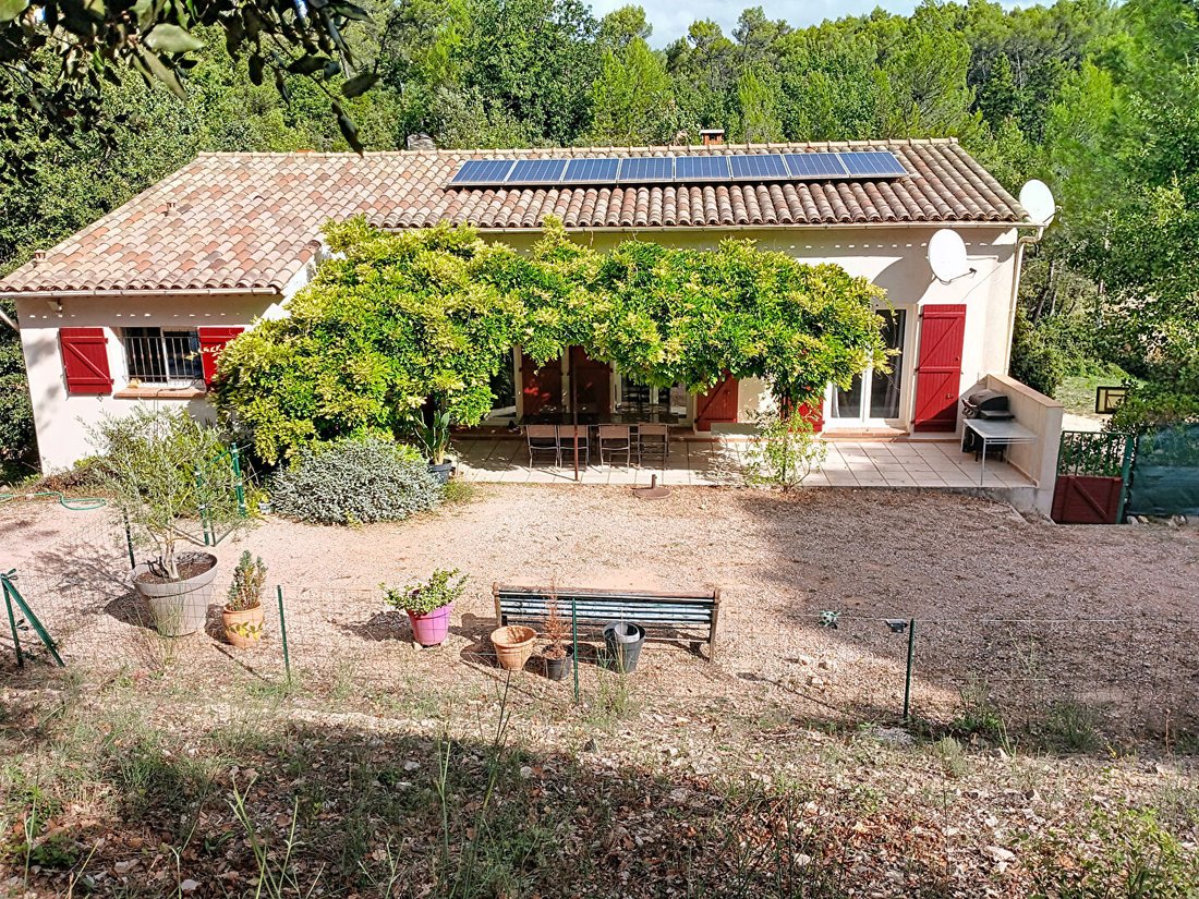 Villa in Brignoles, Provence-Alpes-Côte d'Azur, France 1 - 18986823