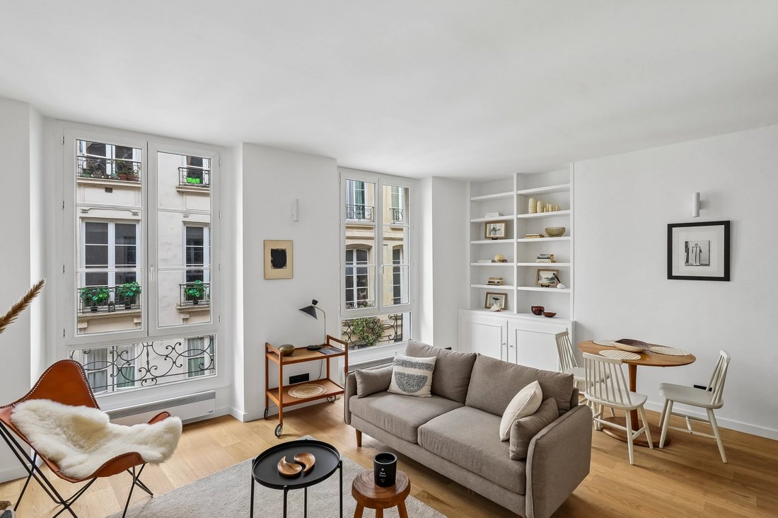 Apartment in Saint Germain des Prés, Paris 6e Arrondissement, Paris 1 - 18985721