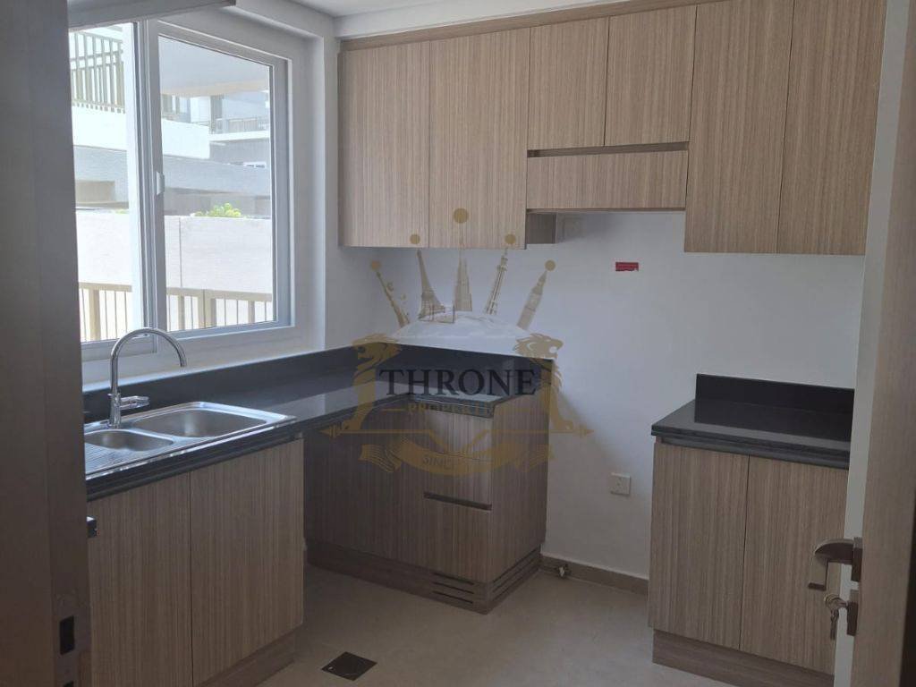 Townhouse in Damac Hills 2, Dubai, United Arab Emirates 3 - 18985491