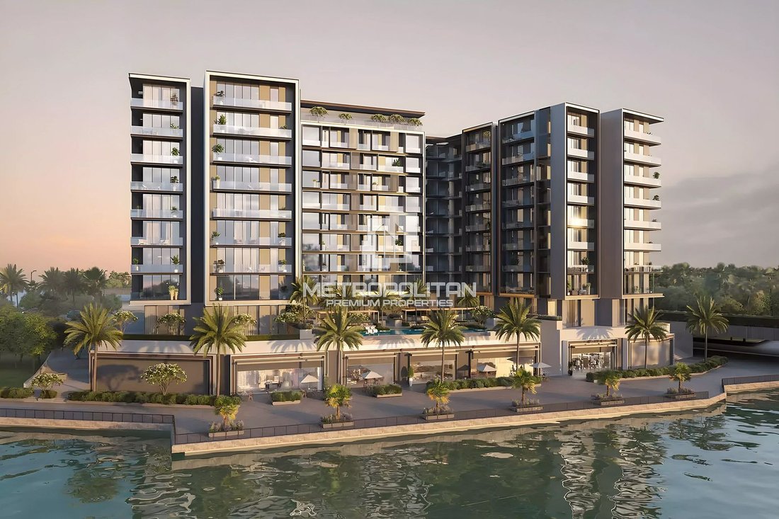 Apartment in Al Jaddaf, Dubai, United Arab Emirates 1 - 18986754