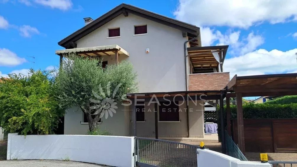 House in Lido di Jesolo, Jesolo, Veneto 1 - 18985717