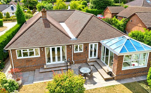 Bungalow in Headley Down, England 1