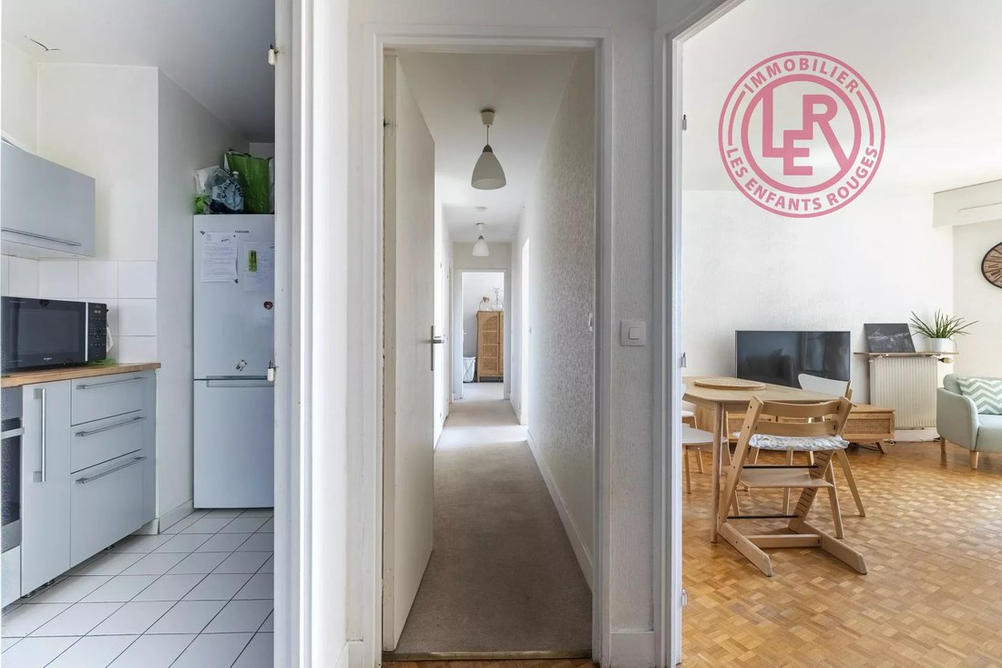 Apartment in Grange Aux Belles-Terrage, Paris 10e Arrondissement, Paris 5 - 18985127