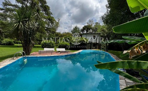 House in Ituzaingó, Buenos Aires Province, Argentina 1