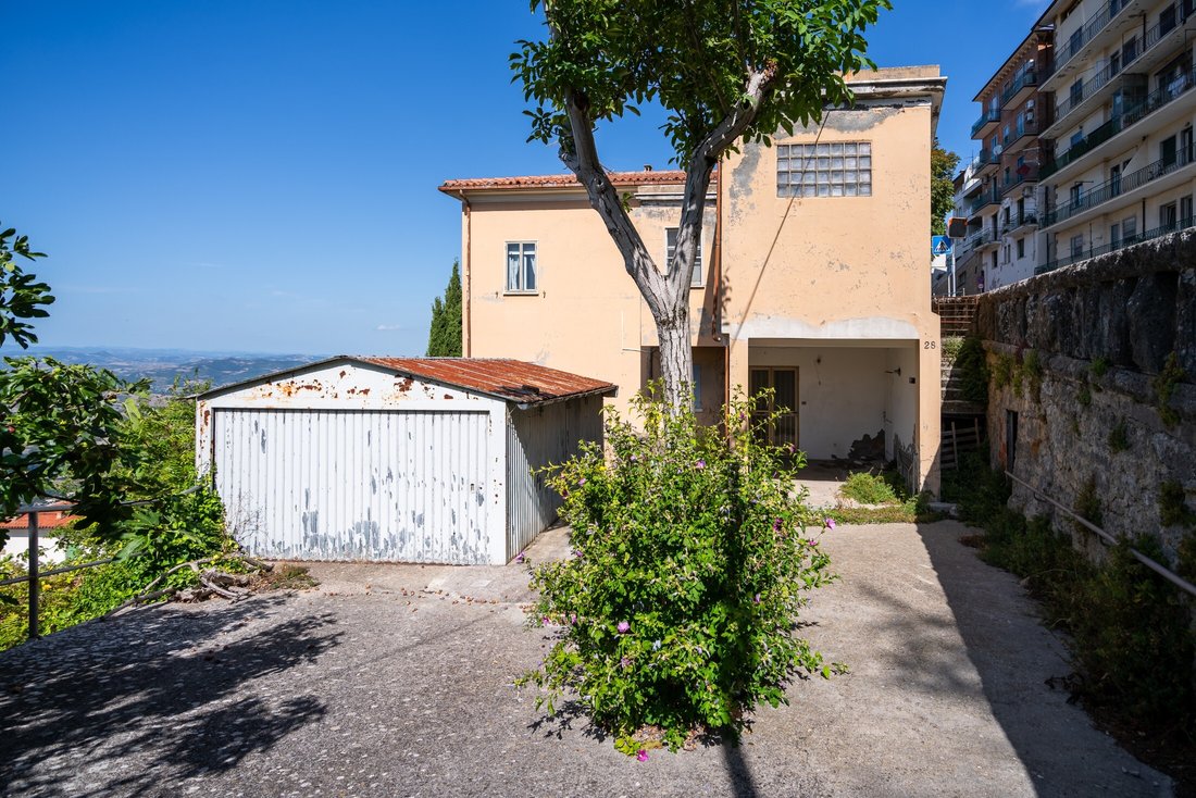 Villa in San Marino, San Marino 2 - 18985496
