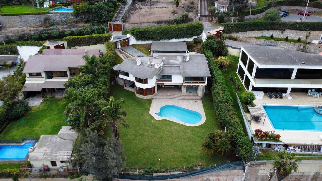 Casa a San Juan de Miraflores, Metropolitan Municipality of Lima, Perù 2 - 18715015