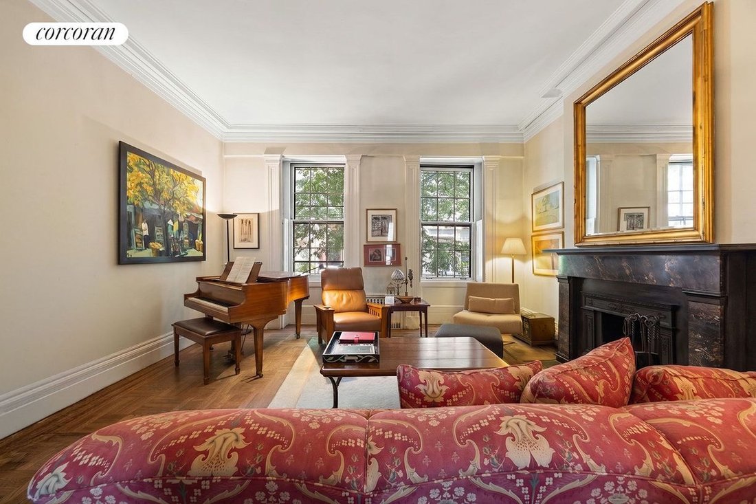 House in New York, New York, United States 5 - 18604817