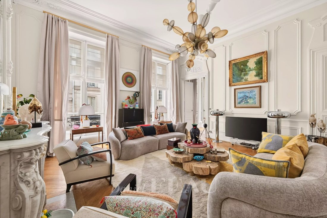 Apartment in Paris 1er Arrondissement, Paris, France 3 - 18986165