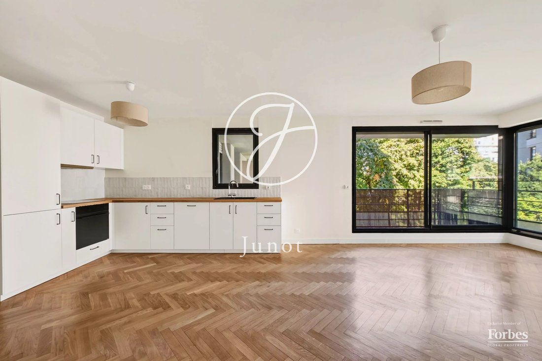 Apartment in Muette Sud, Paris 16e Arrondissement, Paris 3 - 18985502